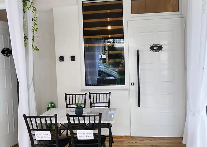 Luxury Artisti Elena 1 Apartamento *